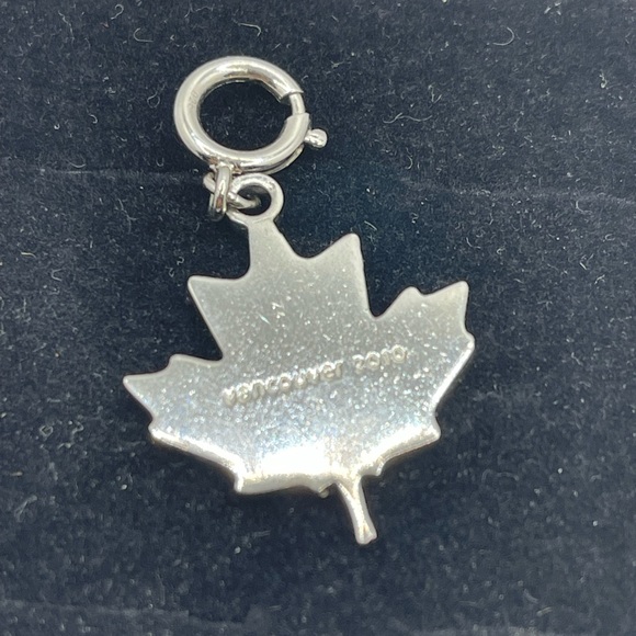 Authentic Birks Vancouver 2010 Maple Leaf Charm - Picture 6 of 8